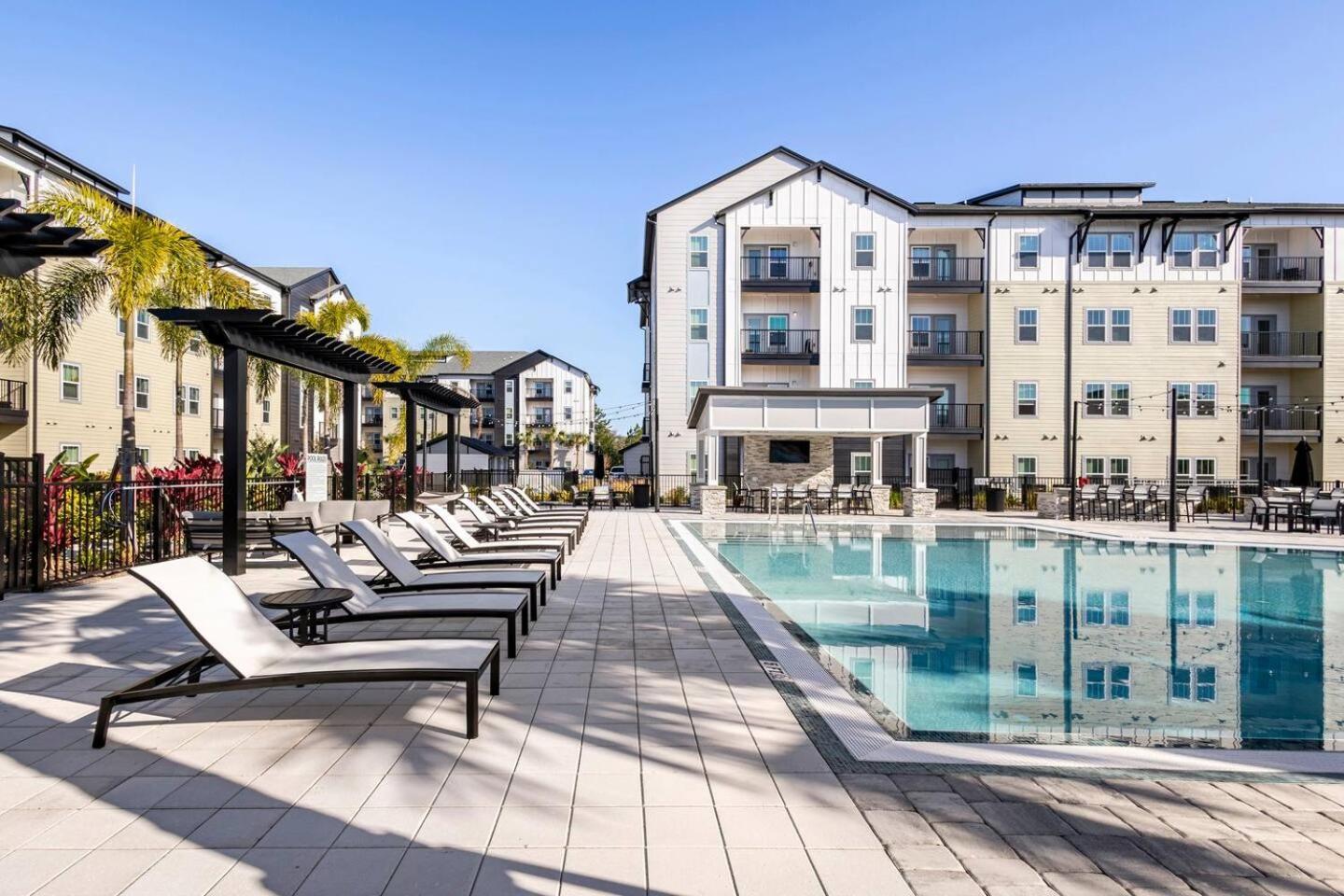 Complete Apartment ,10 Min To Parks Pets Allowed, Resort-Style Amenities Орландо Екстериор снимка