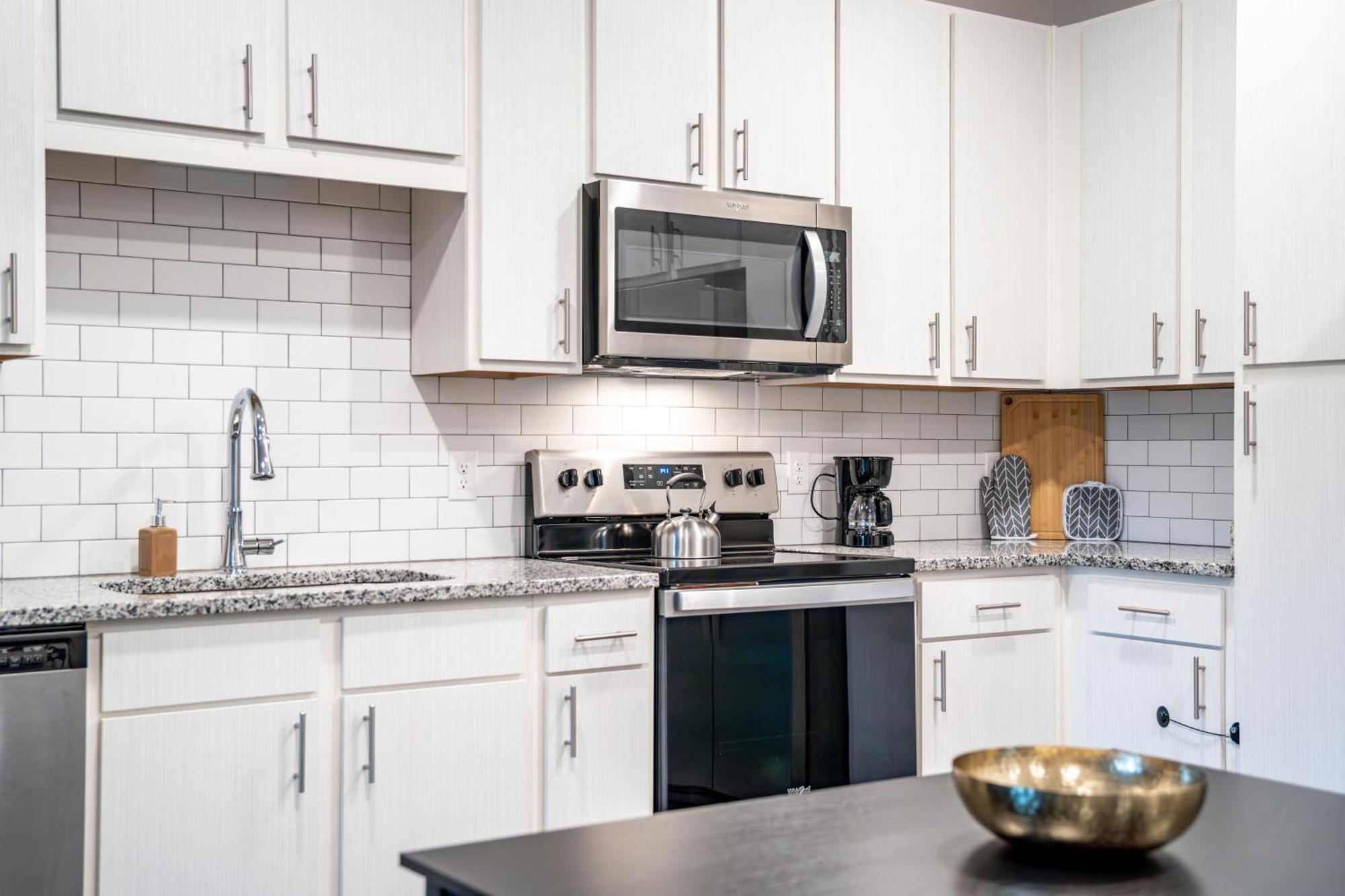 Complete Apartment ,10 Min To Parks Pets Allowed, Resort-Style Amenities Орландо Екстериор снимка